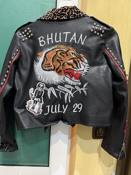 Яке на Джофра,много запазено