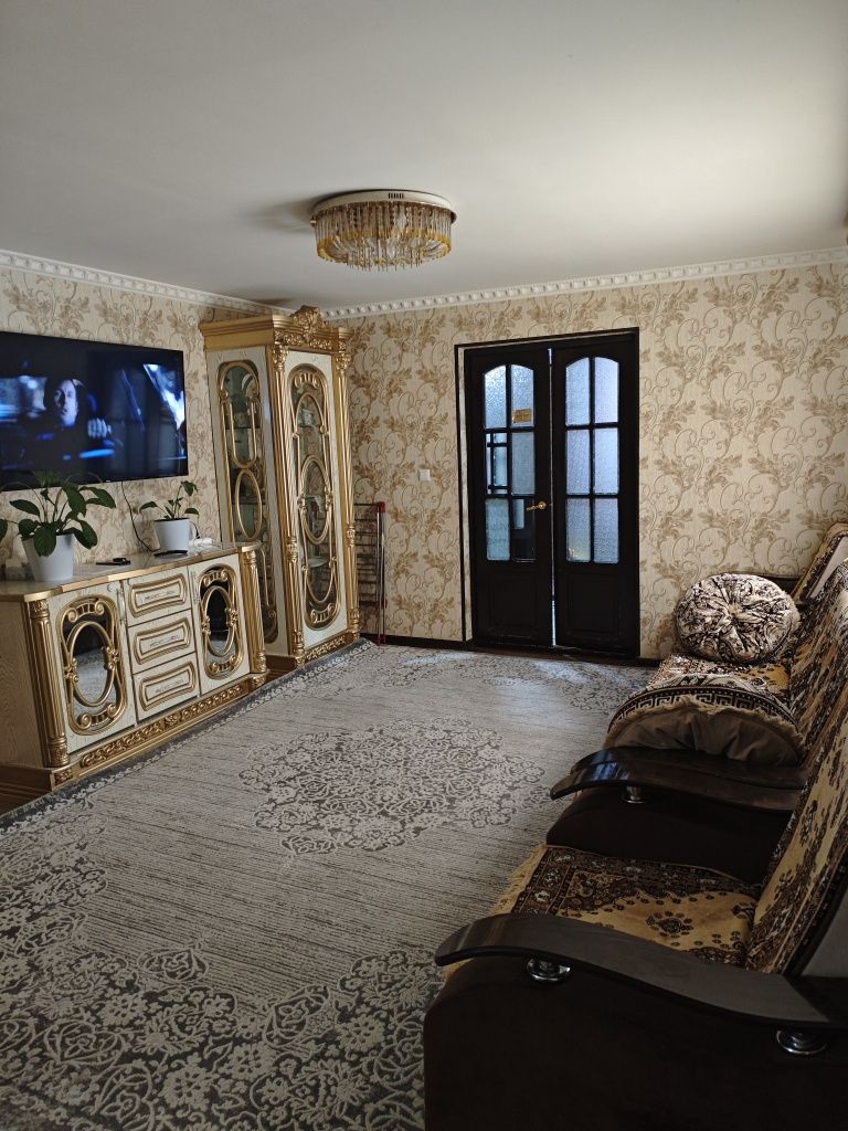 Продается 3х ком квартира Чирчик Троицкий