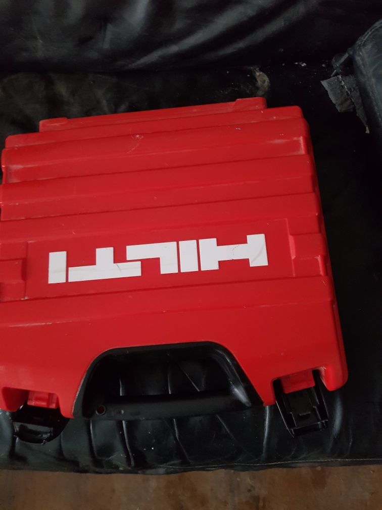 Cutii scule siPendular  Hilti wsj 750