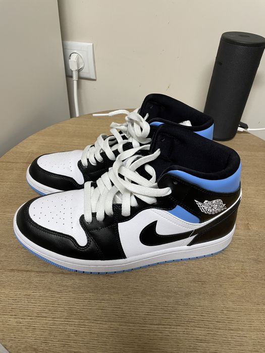 Nike Air Jordan 1 Mid Black / White / University Blue размер 41