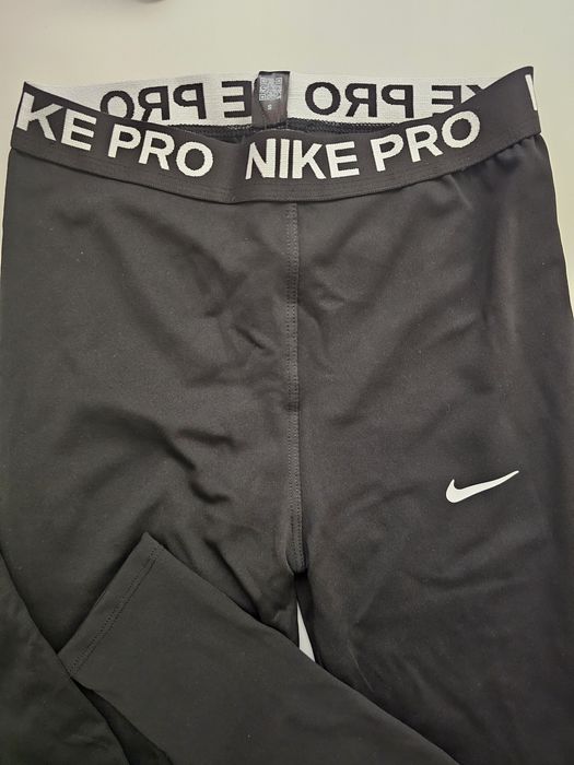 Спортен клин Nike S-размер