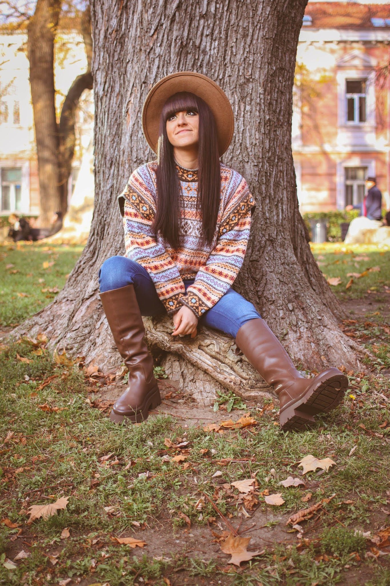 Кафяви ботуши Pull&Bear с платформа, номер 35