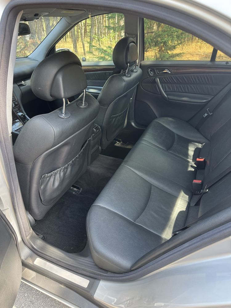 Mercedes c220 w203