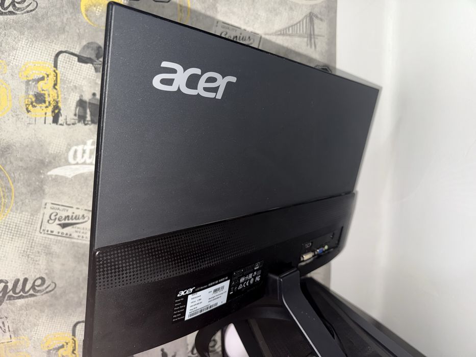Calculator Desktop PC Gaming Powered by Asus + Monitor Acer 60hz