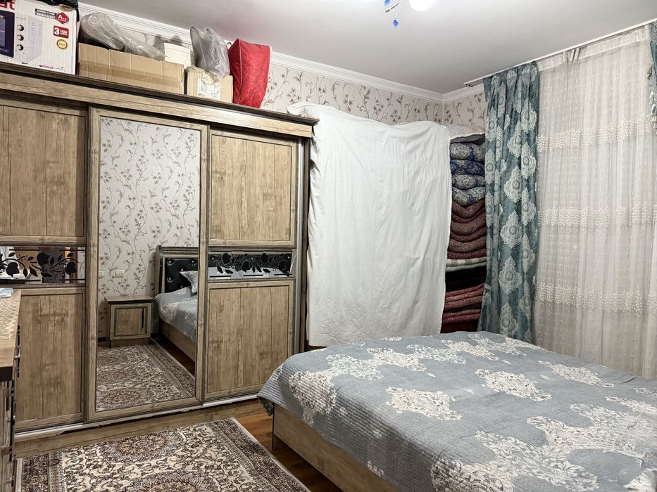 3/4/4 Лисунова, 77-ая серия, два балкона и сушилка, Кадышева Кинотеатр