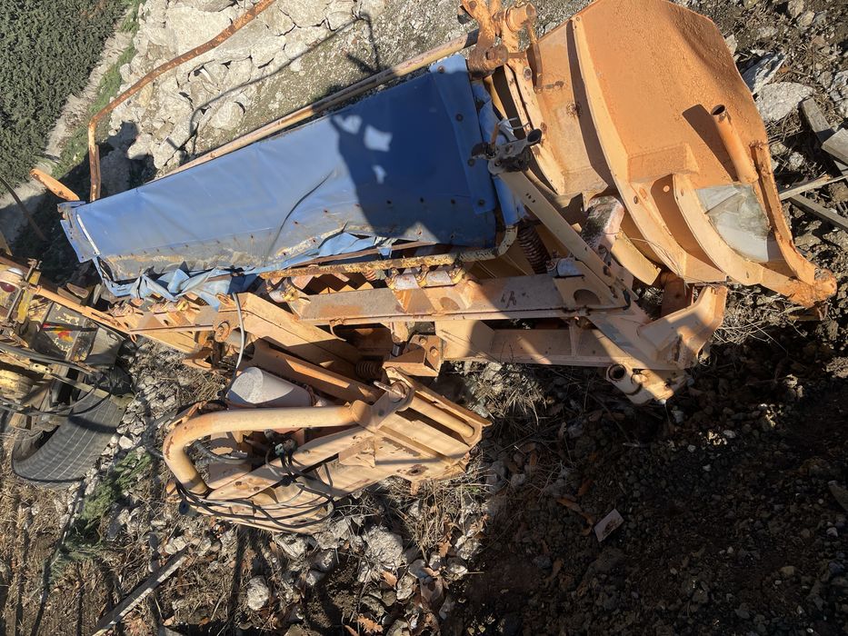 Lama de zapada electrohydraulica