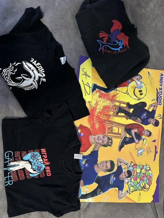 АРG Sunday Habit , 9-10 години суитчер и тениски +подарък плакат