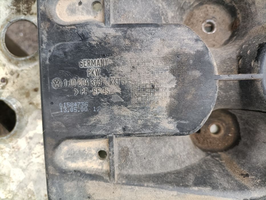 Suport la baterie: golf4 bora Leon 1 Octavia 1 ,A3 ,livrez avantajos