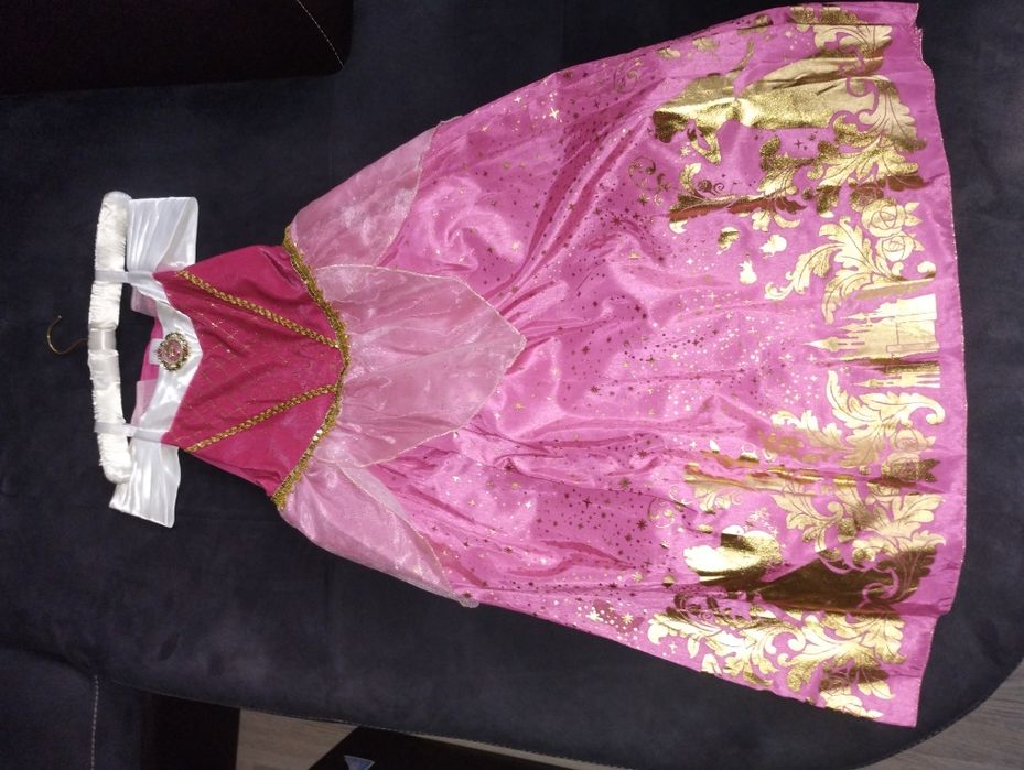 Карнавални рокли на Disney