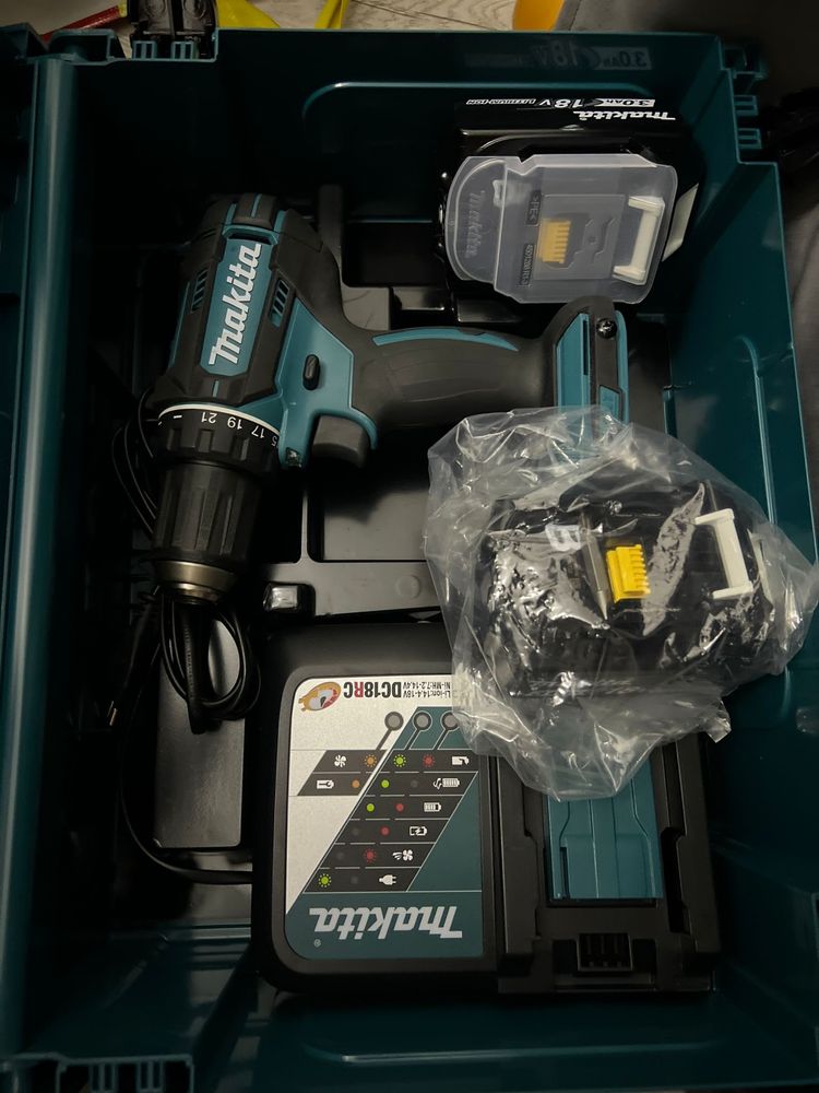 Makita DDF482RFJ