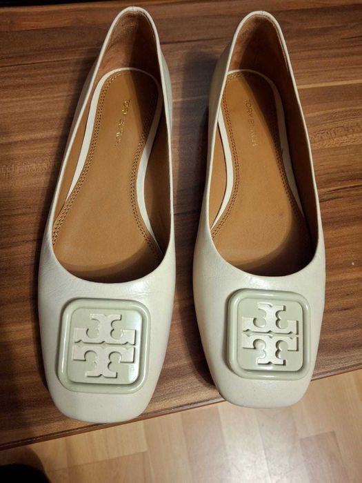 Balerini Tory Burch piele alb-crem (ivory), vârf pătrat, Mărimea 36