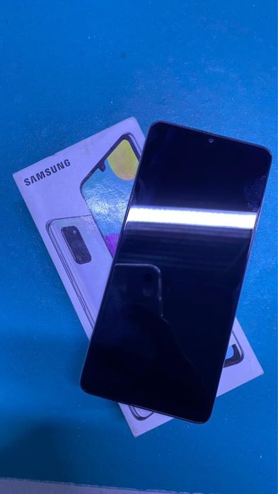 Самсунг А41 телефоны сатылады жагдайы жаксы 35 мын саудасы бар срочно