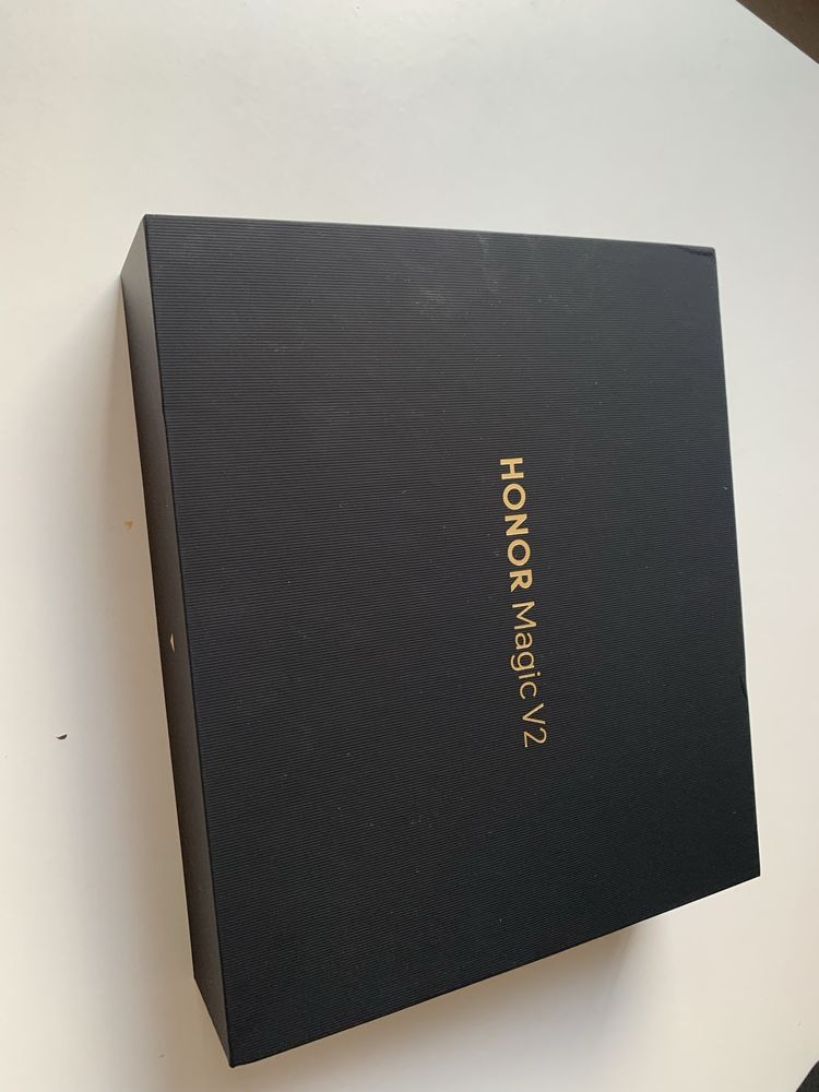 Vand Honor magic v2
