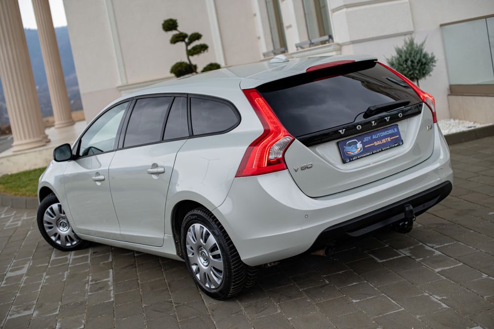 Volvo V60 *Rate* 2012 2.0 Diesel *Garantie 12 Luni*