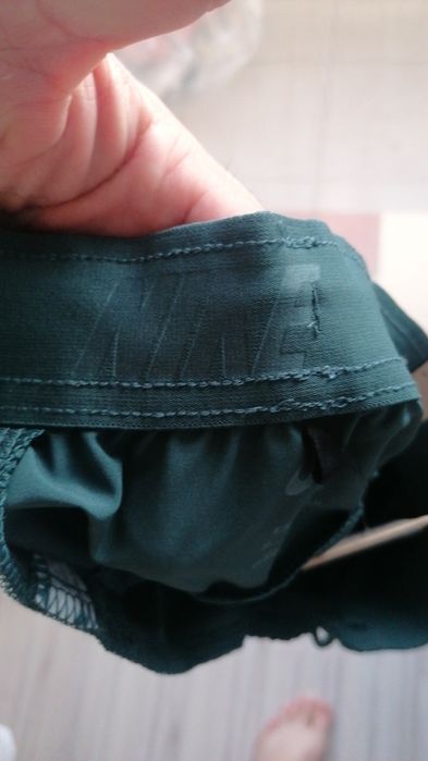 Pantaloni nike originali. Noi cu eticheta..