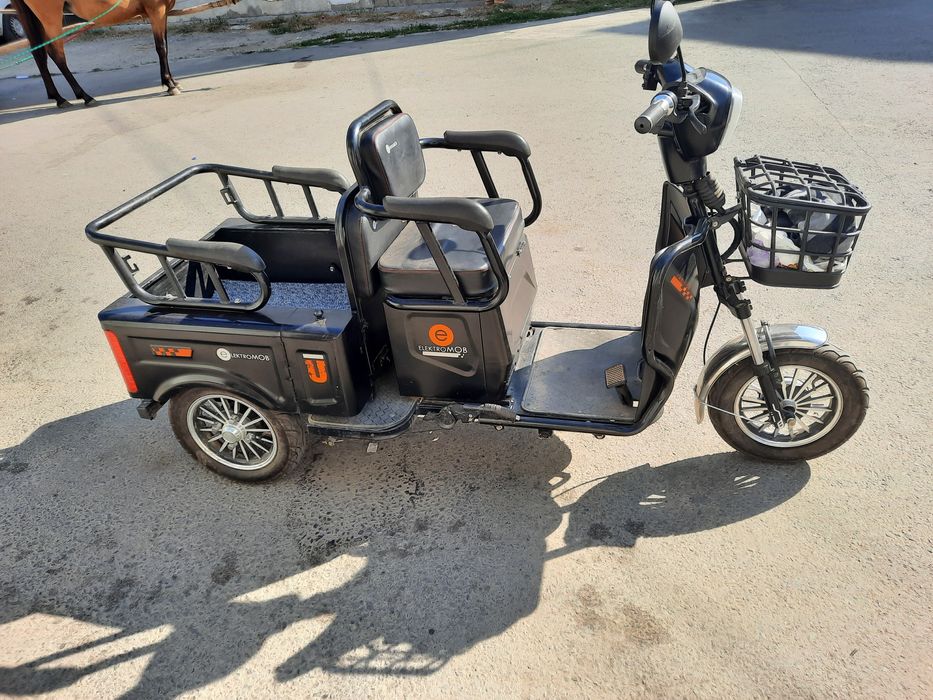 Tricicleta Electromobil