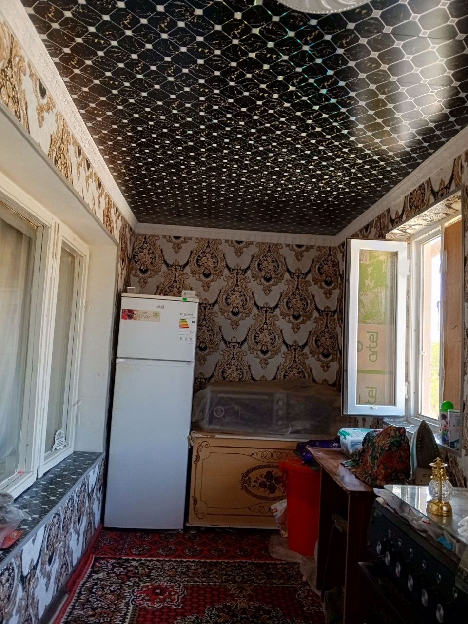 Жайхун бозор ëнида 4 хонали дом сотилади