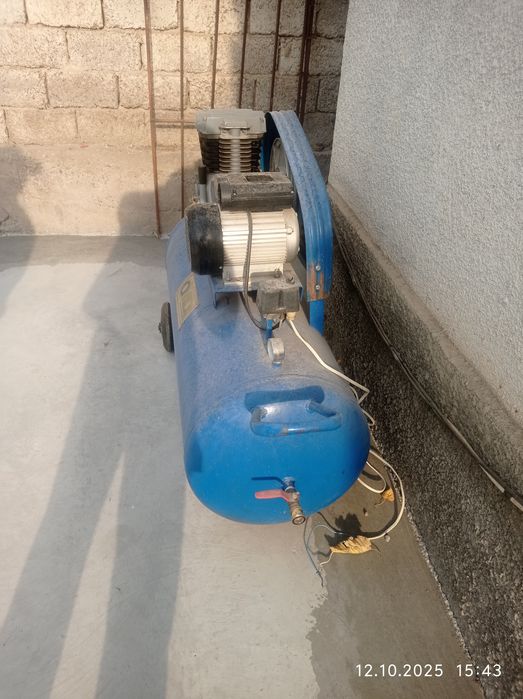 Kampressir sotilladi srochna