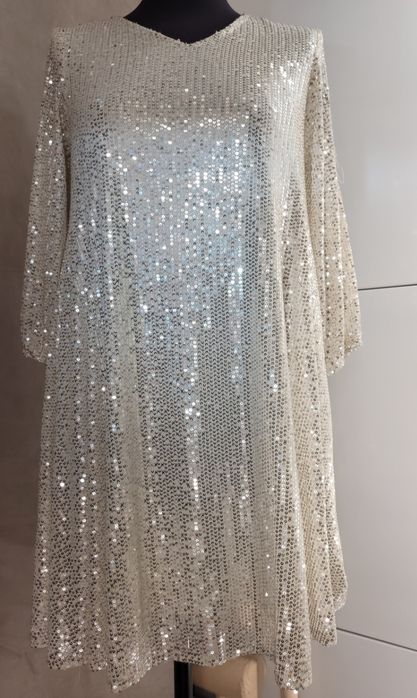 Вечерние платья новый годка 46 размер 48 размерге тура,новый