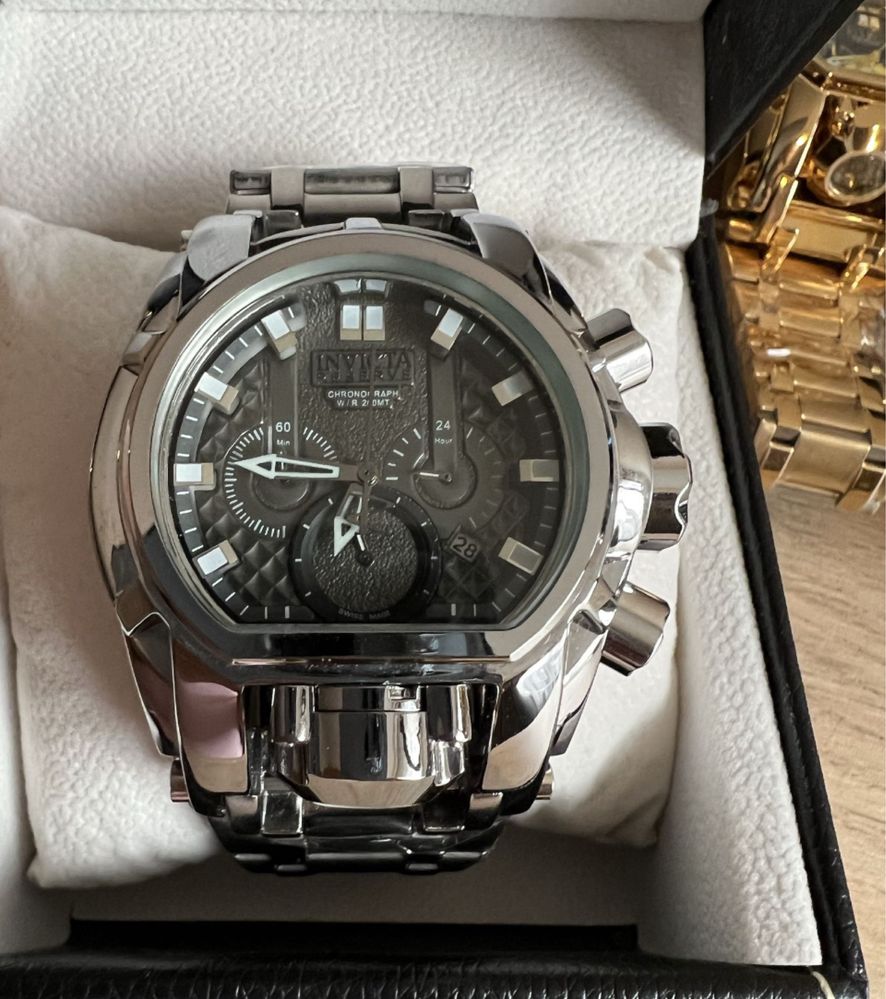 Мъжки часовник INVICTA
