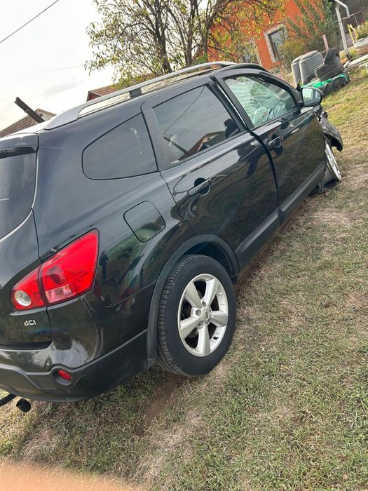 vand pentru dezmembrare, nissan qashqai+2 j10 an 2009,diesel