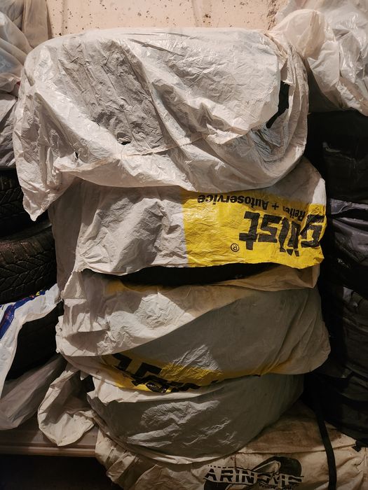 Jante RC Design 17" cu anvelope Dunlop M+S 225/55 R17 – DOT 2019