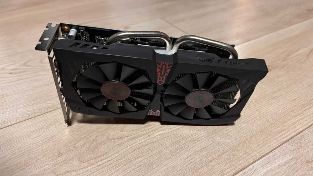 Placa video ASUS GeForce GTX 750 Ti STRIX OC 2GB GDDR5 128-bit
