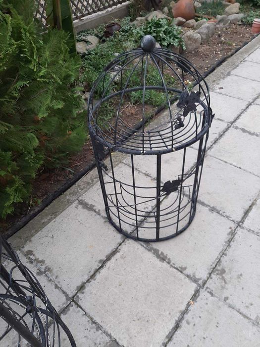 Стойка за Вино .