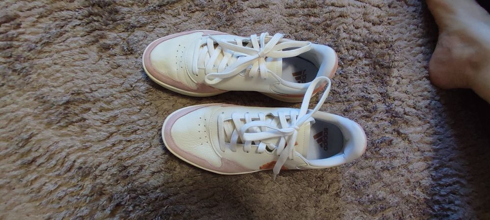 Дамски кецове Adidas,  ест. кожа, 41 номер, стелка 26.5см.