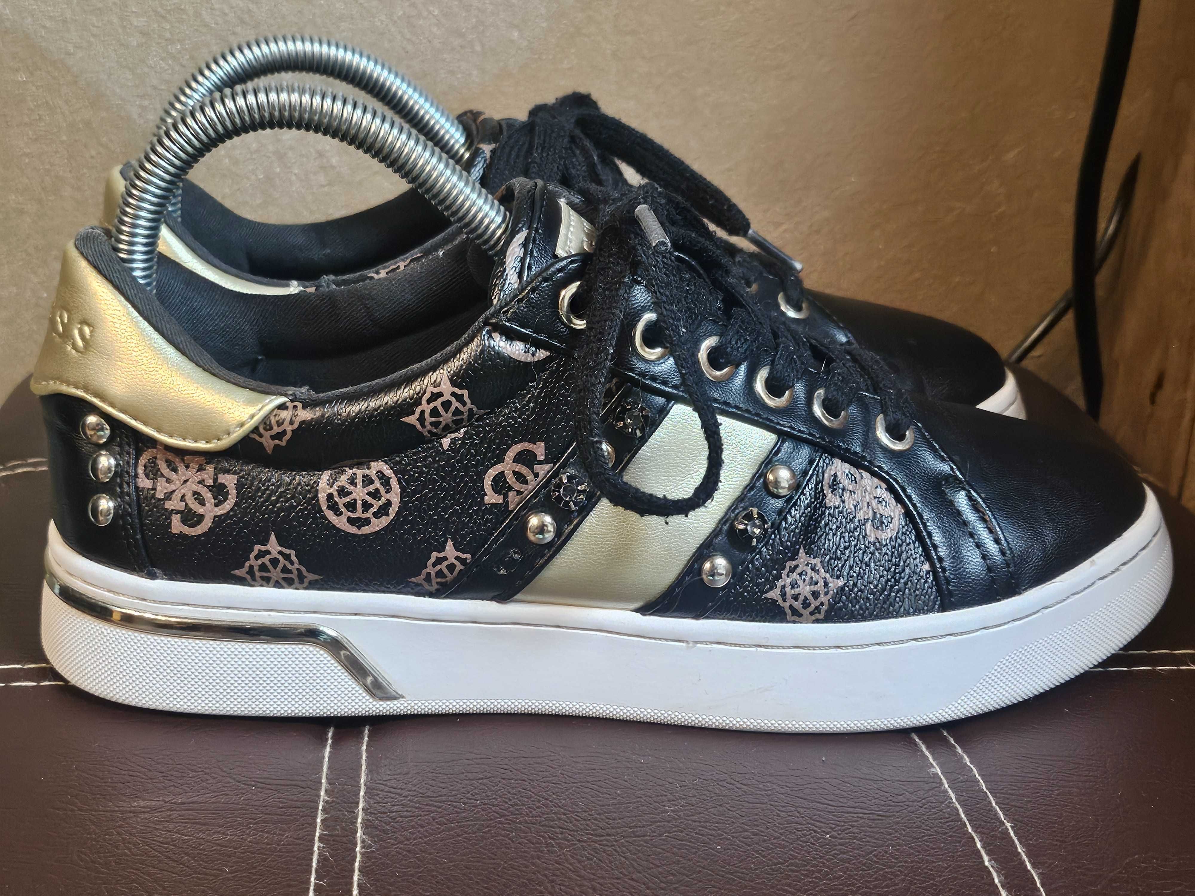 Guess оригинални дамски сникърси