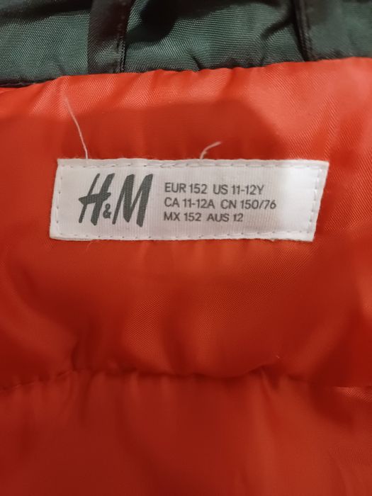 Vând geaca de toamna,iarna H&M