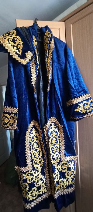 Национальный костюм чапан шапан айыр калпак