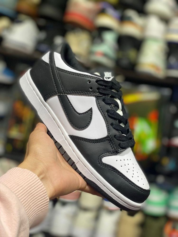 Nike dunk low обувки