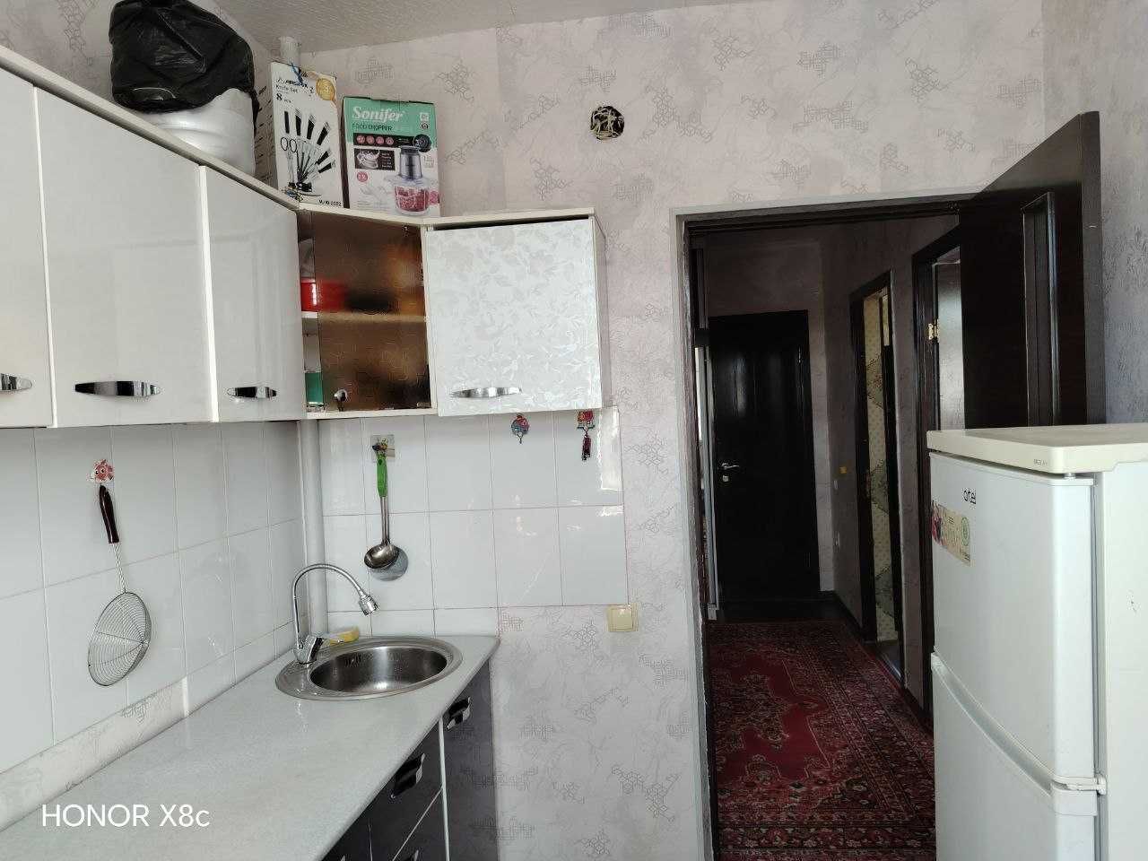 Дом 3х комнатная , кирпичный дом , 3 этажный третий этаж, новостройка