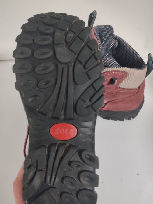 Детские  ботинки размер 34