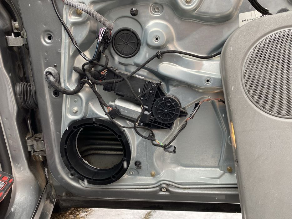 Electrician Auto , Sisteme Audio , Navigatii , Camere Auto