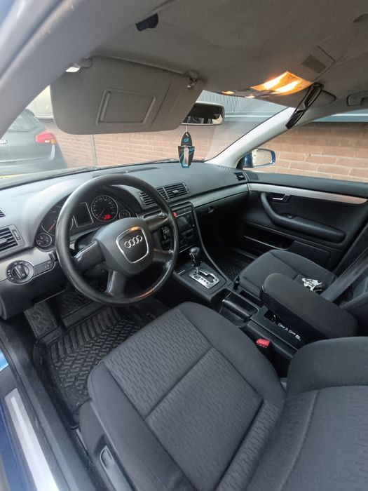 Audi A4 B7 2005 albastru