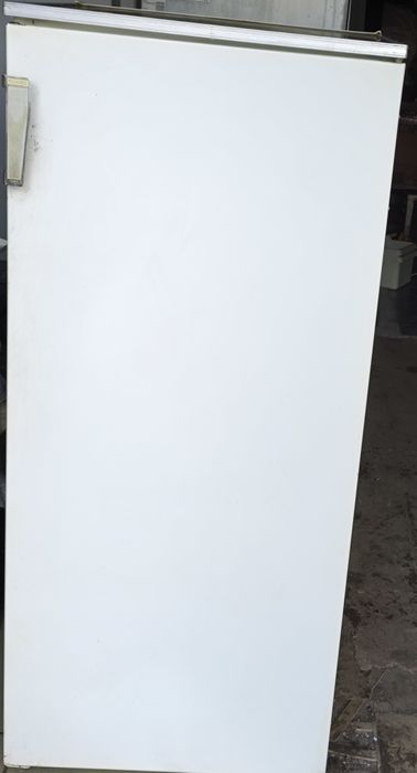 Советский холодильник Полюс