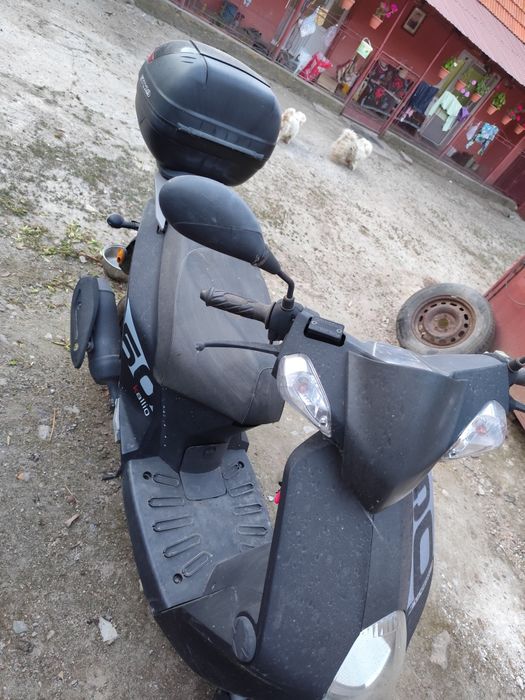 Vând scuter explorer 49 cc