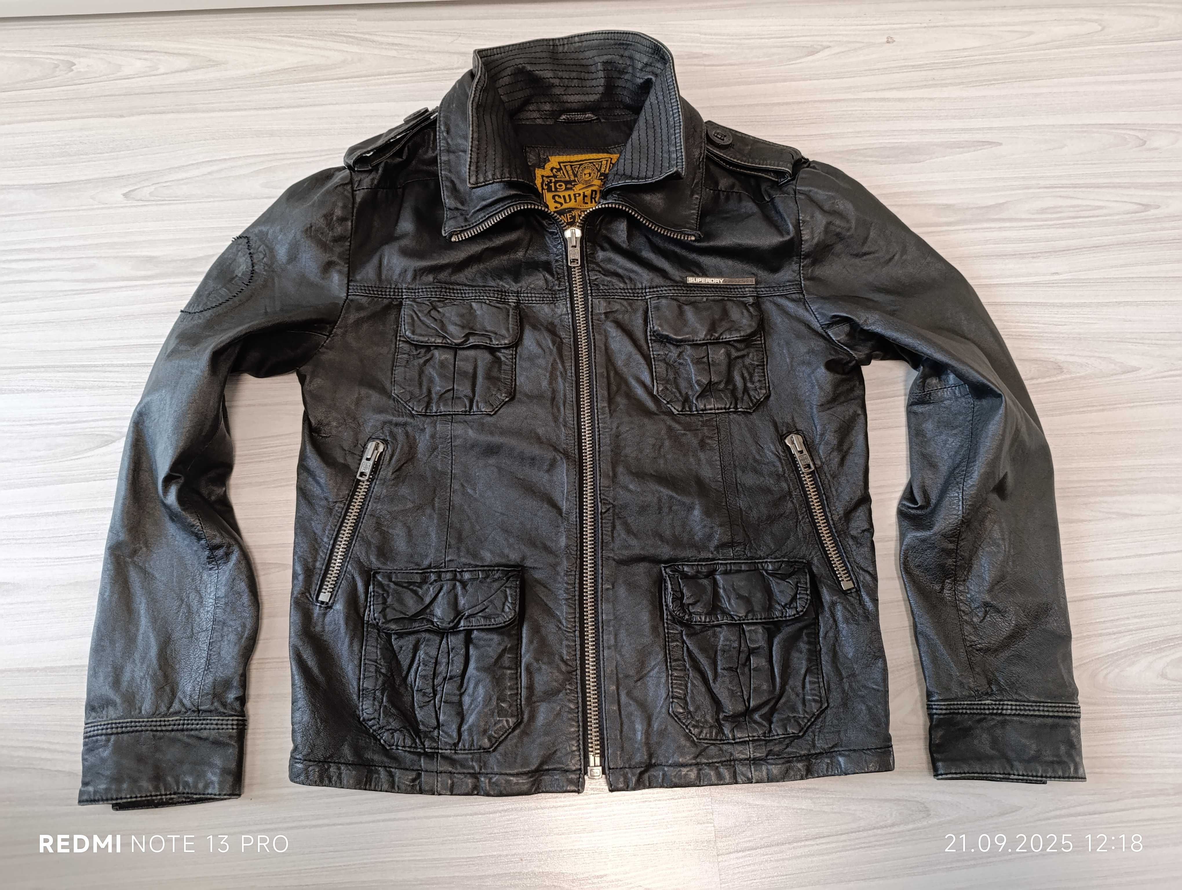 ''Superdry''оригинално мъжко кожено яке М размер