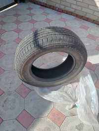 KUMHO 235/65/R17 ,один сезон, в отличном состоянии ,