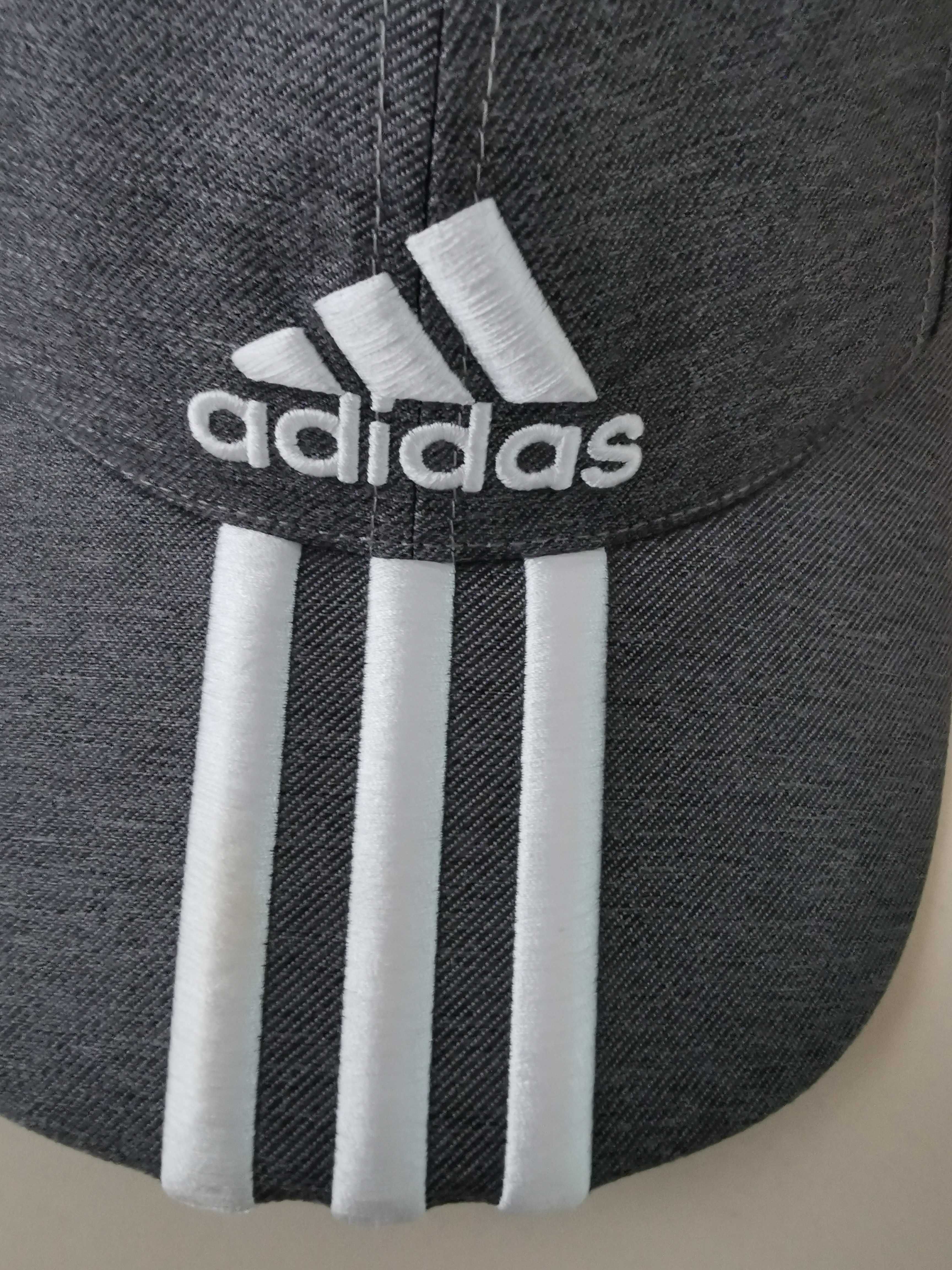 Oригинална шапка Adidas