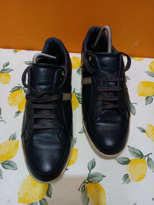 Hugo Boss кожени N 44 - 29 лв