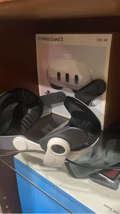 Прдам шлем виар мета квест 3