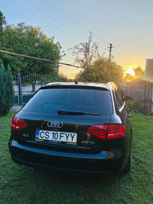 Vând Urgent Audi A4 b8