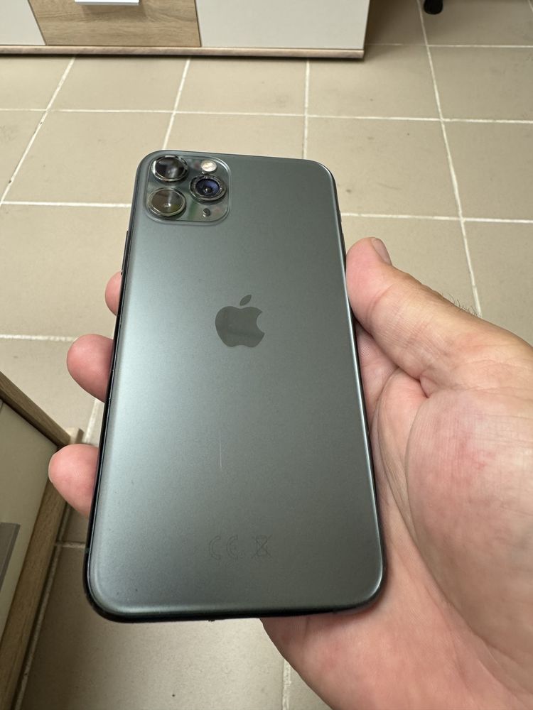 iPhone 11 Pro 128gb - заключен с айклауд