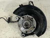 Fuzeta stanga fata Dacia Duster (2010-2013) 1.5 dci 110 cp K9K (898)