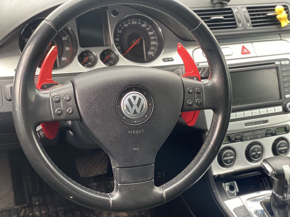 Мултиволан VW Passat b6