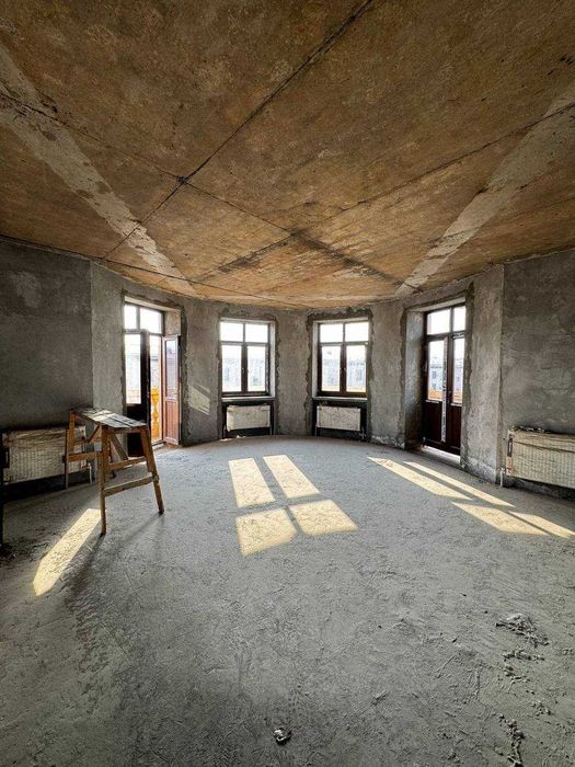 Продается ЖК Parisien коробка 268,4кв