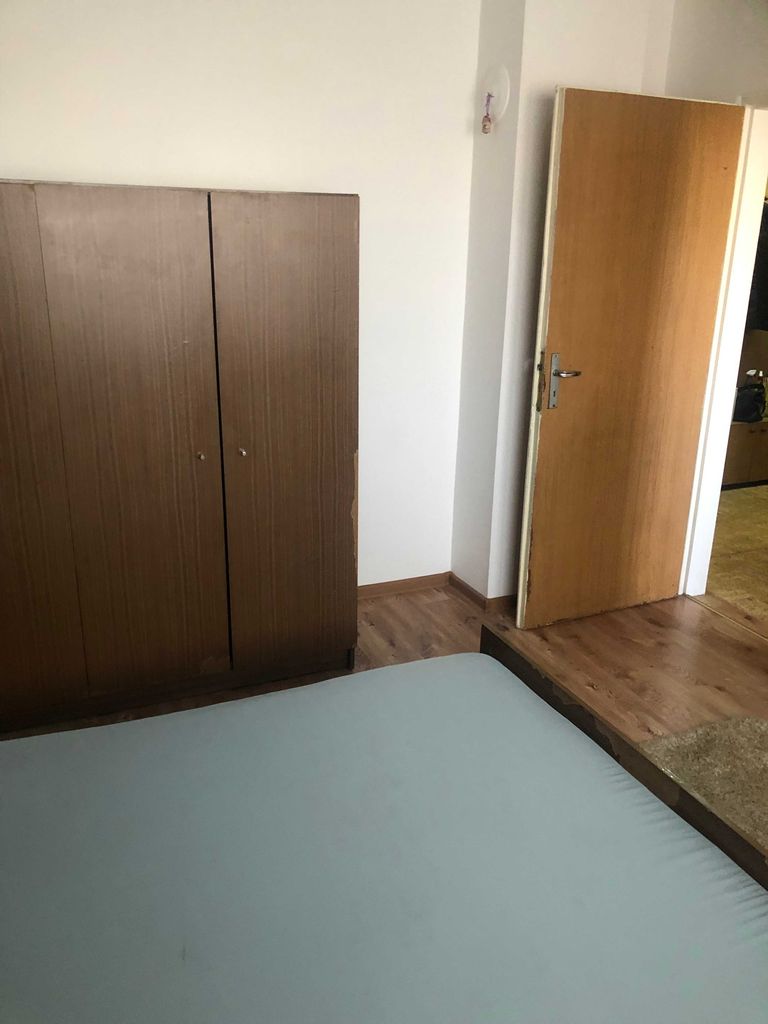 Дава се под наем Двустаен апартамент в Перник, Изток - 67 кв.м за 306 € - Снимка #10